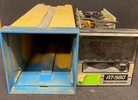Barber-Colman AT-580 Temperature Controller