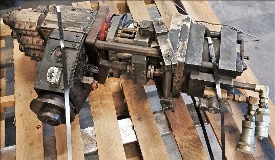 Battenfeld Fischer 80 0544 45 3x85 mm Blow Mold Machine Head