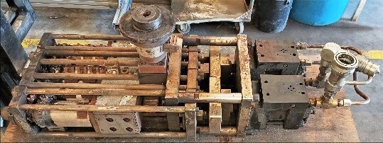 Battenfeld Fischer 80 0548 57 4x85mm Blow Mold Machine Head