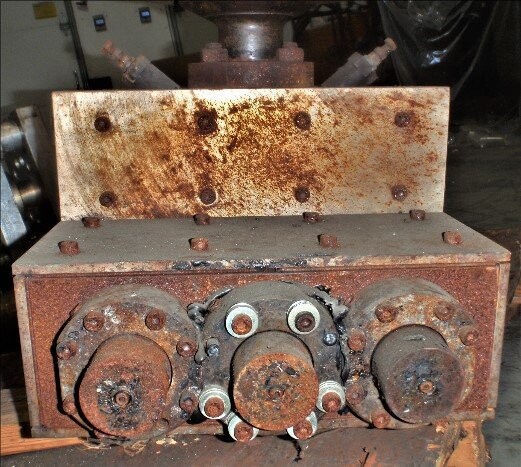 Bekum 3BKSV55.1 3x100 mm Blow Mold Machine Head - Image 3