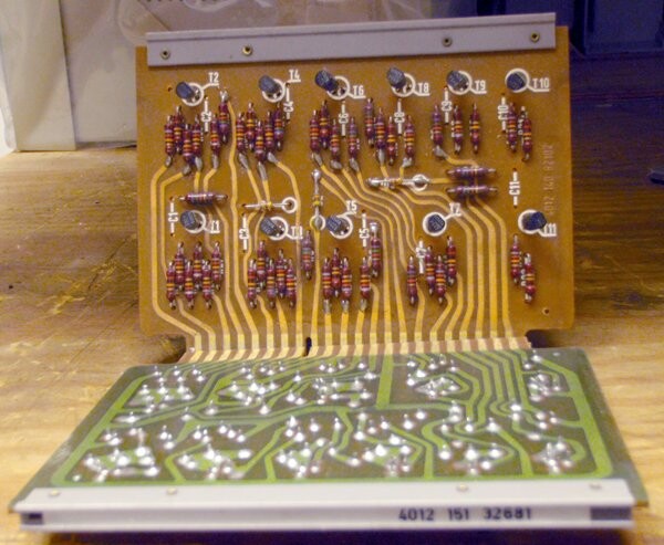 Bekum 4012 151 32681 Nor Gate Card Circuit Board