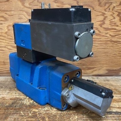 Bosch 0 811 404 219 Hydraulic Valve Assembly