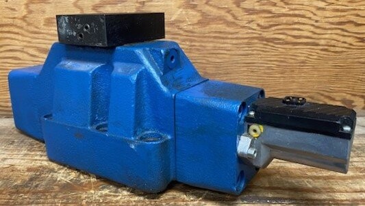 Bosch 0 811 404 416 Hydraulic Valve