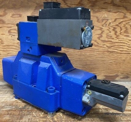 Bosch 0 811 404 416 Hydraulic Valve Assembly