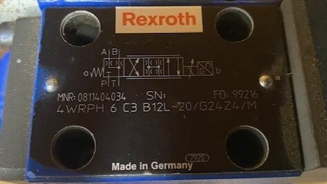 Bosch 0 811 404 416 Hydraulic Valve Assembly - Image 3