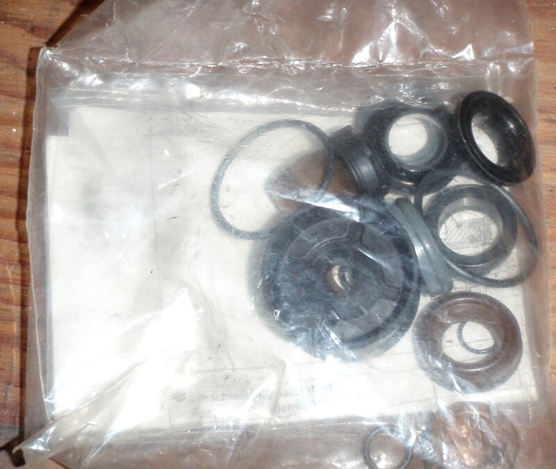 Bosch 1 827 009 067 Valve Repir Kit