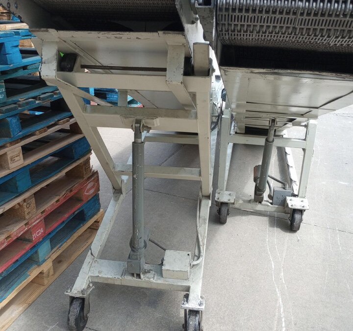 Bryan Tool and Machining Adjustable Incline Conveyor - Image 4