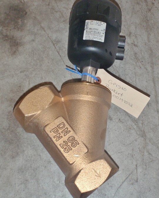 Burkert 00137552 Pneumatic Valve