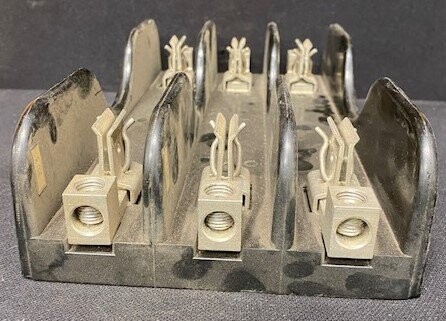 Cooper Bussmann 1B0041 Fuse Block - Image 3