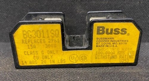 Cooper Bussmann BG3011SQ Fuse Block - Image 2