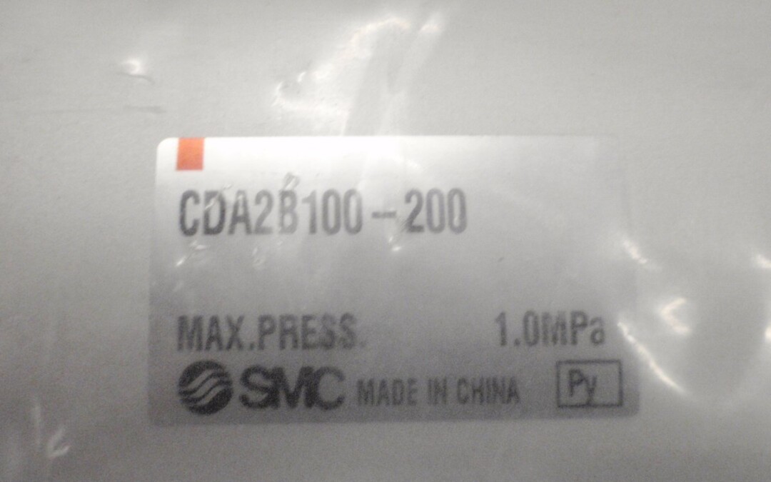 SMC CDA2B100-200 Cylinder - Image 2