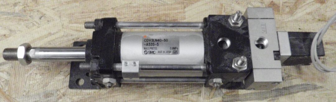 SMC CDV3LN40-50-A53S-5 Cylinder - Image 2