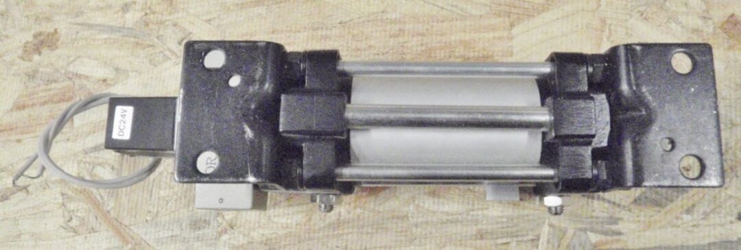 SMC CDV3LN40-50-A53S-5 Cylinder - Image 3