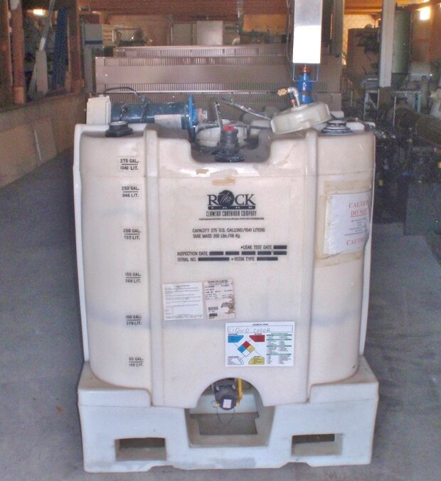 Clawson Container Company 275 Gallon Liquid Resin Tank