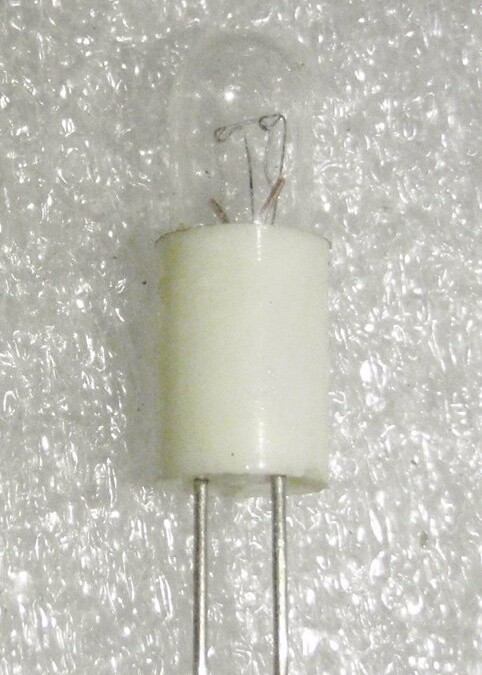 Unknown Brand CM 7373 Miniature Light Bulb