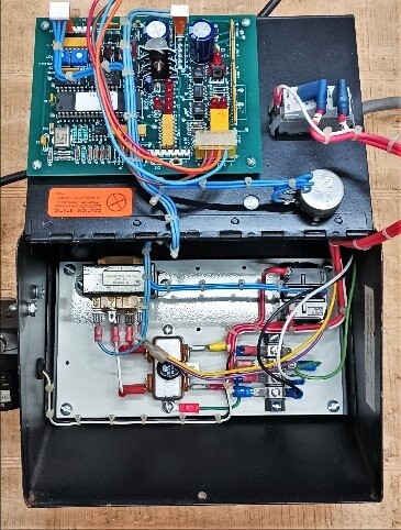 Conair-Franklin Unknown Model Single hopper Micro Computer Loader Controller - Image 2