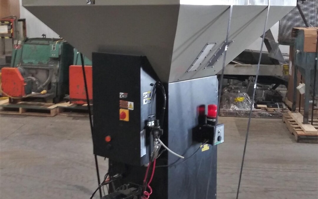 Conair TB900 4-Component Gravimetric Batch Blender