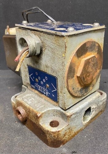 Continental Hydraulics VS12M-1A-G-60L-H Directional Hydraulic Valve - Image 3