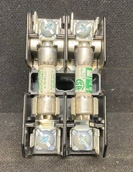 Cooper Bussmann BC6032PQ Fuse Block - Image 2