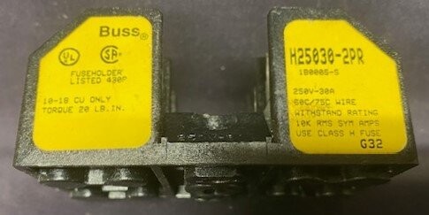 Cooper Bussmann H25030-2PR Fuse Block - Image 2