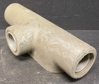 Crouse-Hinds T-37 1" T-Style Conduit - Image 3