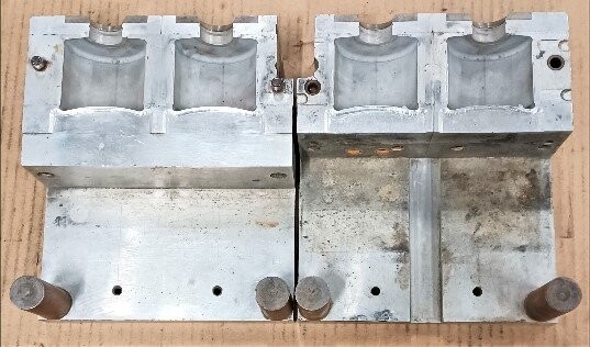 CSC Unknown Model 4 oz Tank Bottle Blow Mold