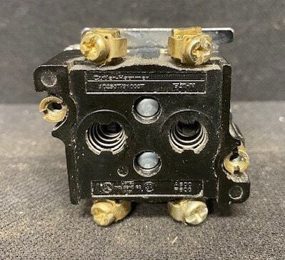 Cutler-Hammer 10250T/91000T Heavy Duty Push Button - Image 3