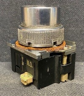Cutler-Hammer 10250T Heavy Duty Push Button