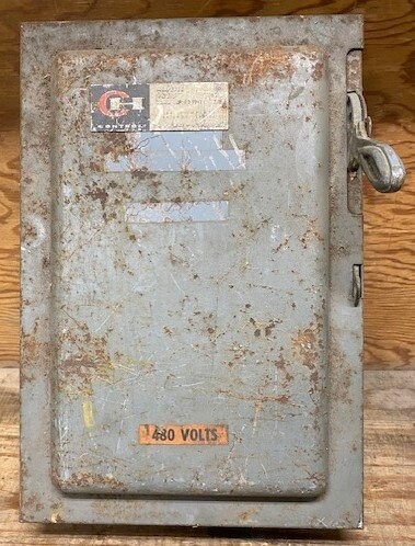 Cutler-Hammer 4131H311 Enclose Fusible Safety Switch