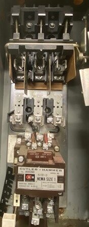 Cutler-Hammer Bulletin A30CG0 Series A1 Enclosed Fusible Combination Starter - Image 3