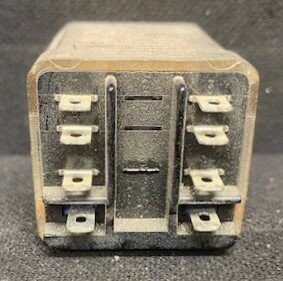 Cutler-Hammer D5PR2T1 Series A Relay - Image 3