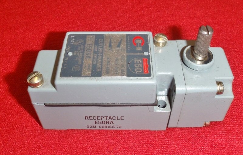 Cutler-Hammer E50SA Limt Switch