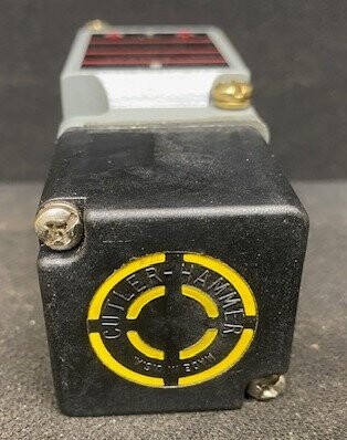 Cutler-Hammer E51ALT1 Proximity Sensor - Image 4