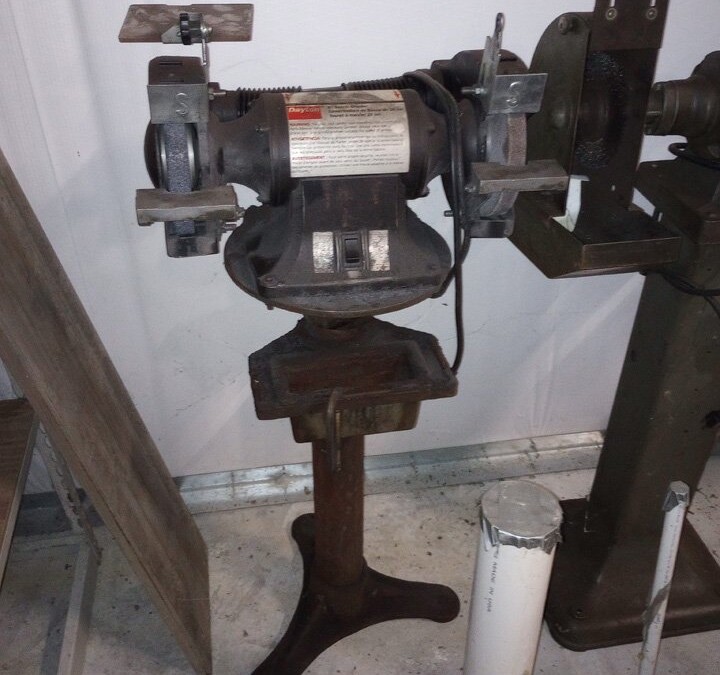 Dayton 4Z909C 8 inch Bench Grinder