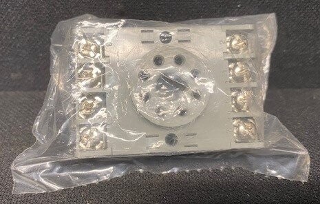 Dayton 5X582E Relay Socket - Image 2