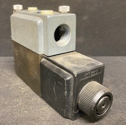 Double A QJ-3-C-10A1-TSPL Hydraulic Valve