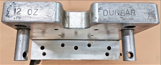 Dunbar 12 oz Round Bottle Blow Mold - Image 2