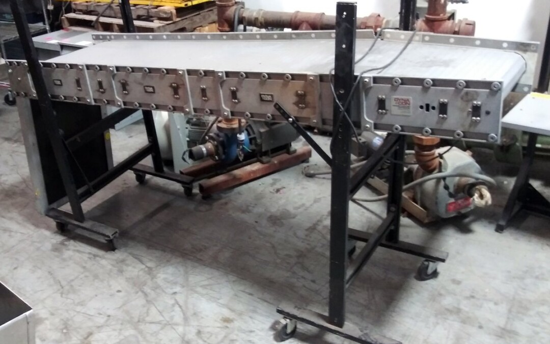 DynaCon Unknown Model 24 Inch wide Adjustable Conveyor