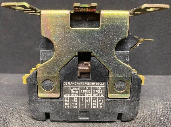 Eaton/Cutler-Hammer C25DND330A Series C1 Contactor - Image 3