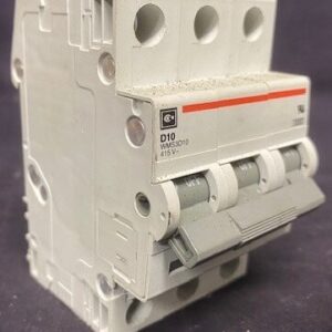 Eaton/Cutler-Hammer WMS3D10 Circuit Breaker