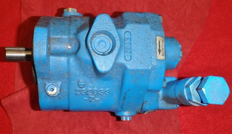 Eaton PVQ13-A2R Hydraulic Pump - Image 3