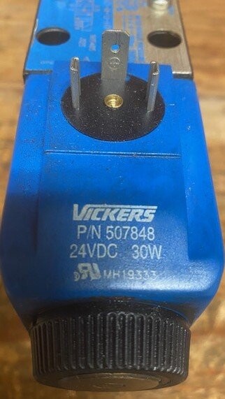 Eaton-Vickers DG4V-3-6C-M-U-H7-60 Hydraulic Valve - Image 4