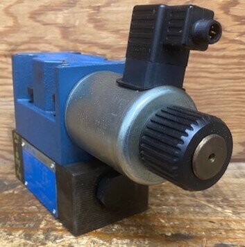 Eaton-Vickers DG4V-5-2AJ-M-U-H6-20 Hydraulic Valve