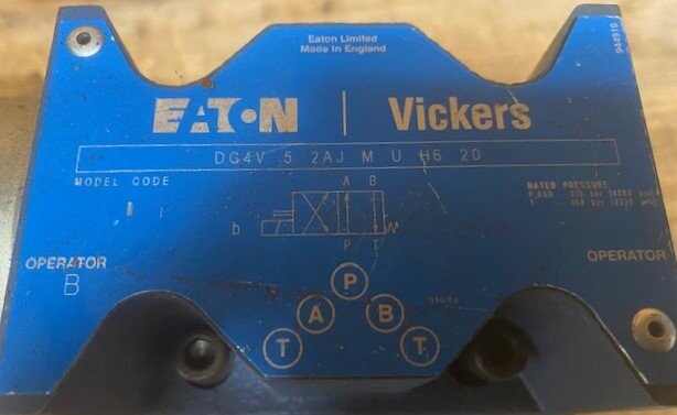 Eaton-Vickers DG4V-5-2AJ-M-U-H6-20 Hydraulic Valve - Image 4