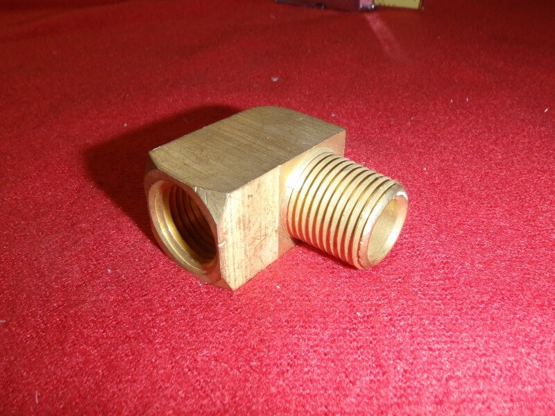 Eaton-Weatherhead Unknown Model Brass Fitting, 90 Degree Elbow, 1/2" NPT Female x 1/2" NPT Male