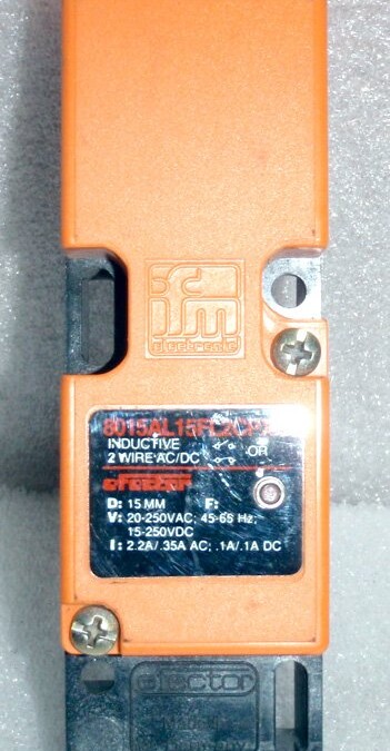 IFM Efector 8015AL15FL2CPXX Inductive Proximity Switch