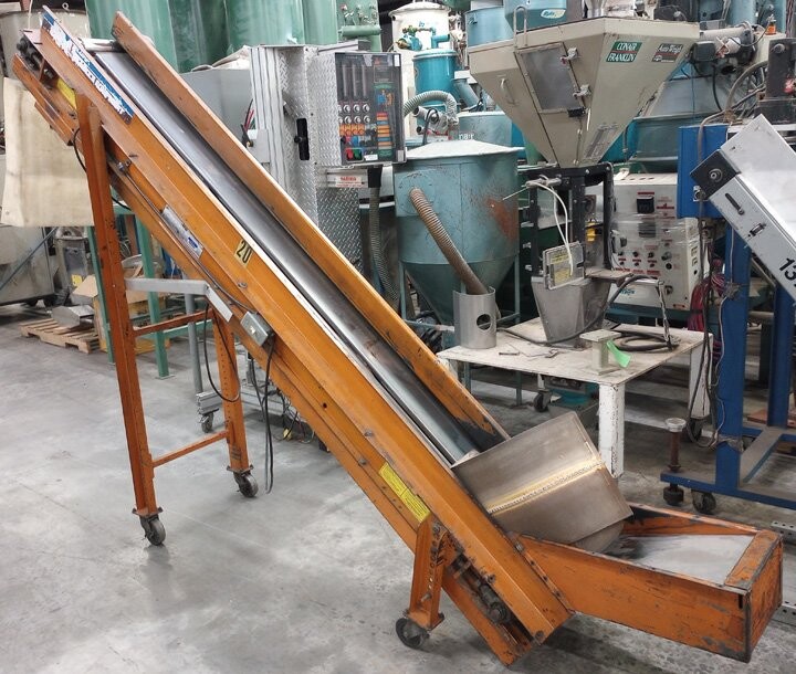 EMI 9 Ft. Long Incline Conveyor - Image 2