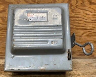 Federal Pacific 3332SN Enclosed Fusible Safety Switch