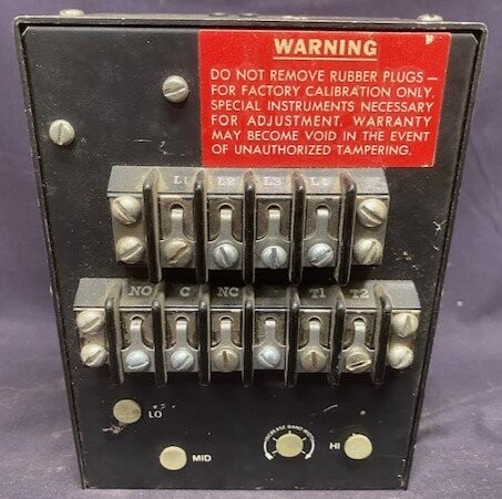 Fenwal 56105-2 Temperature Controller - Image 3