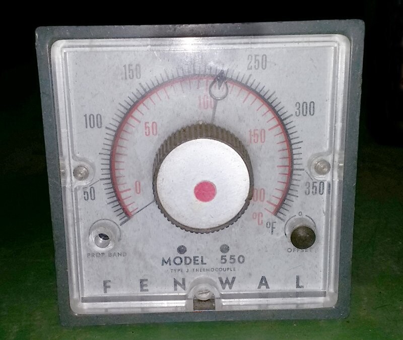 Fenwal 55-003140-302 Temperature Controller